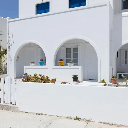 Claire Antiparos Town